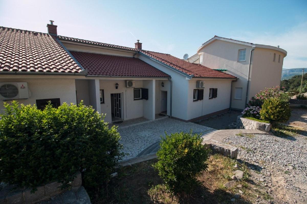 San Apartment Свети Юрай Екстериор снимка
