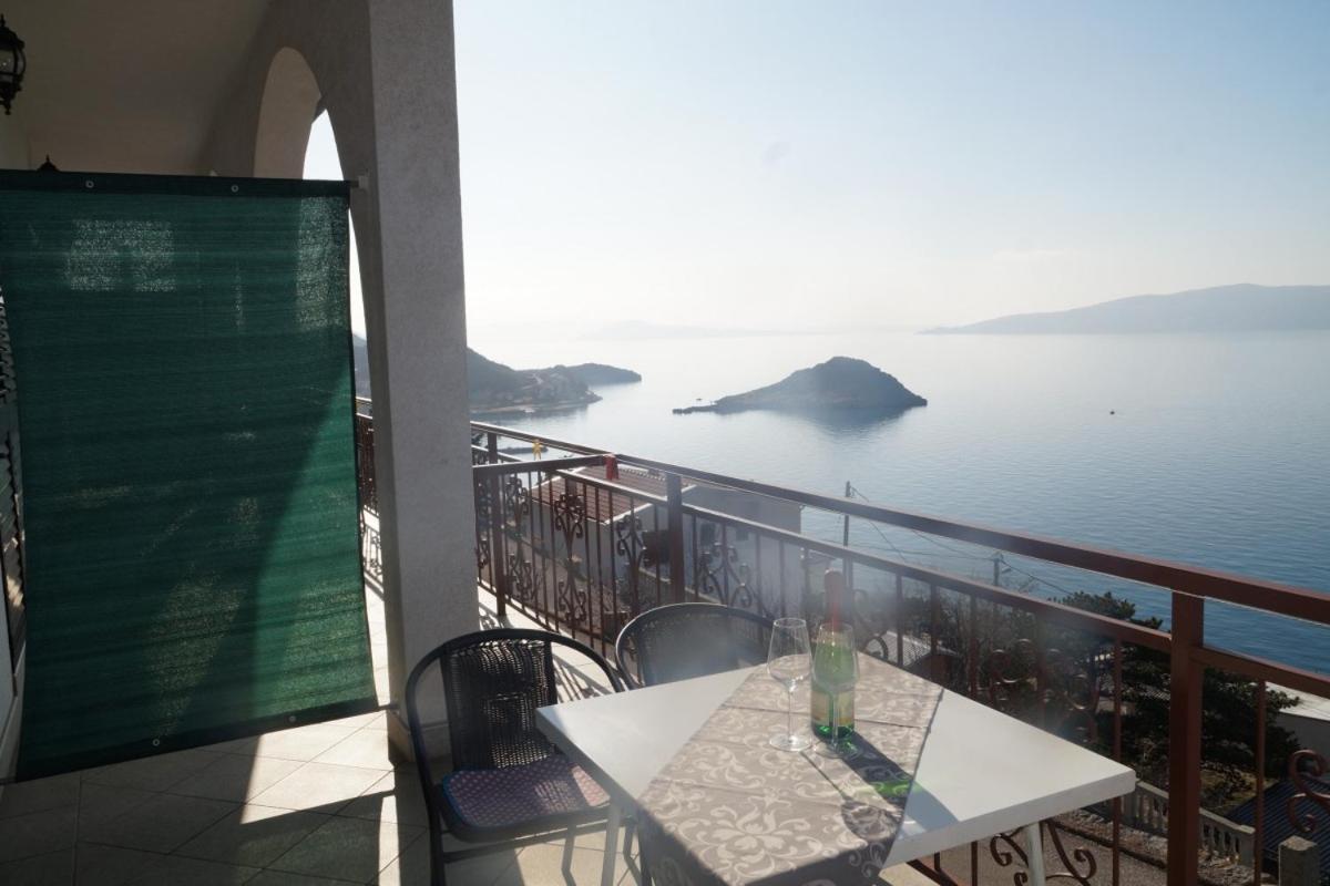 San Apartment Свети Юрай Екстериор снимка