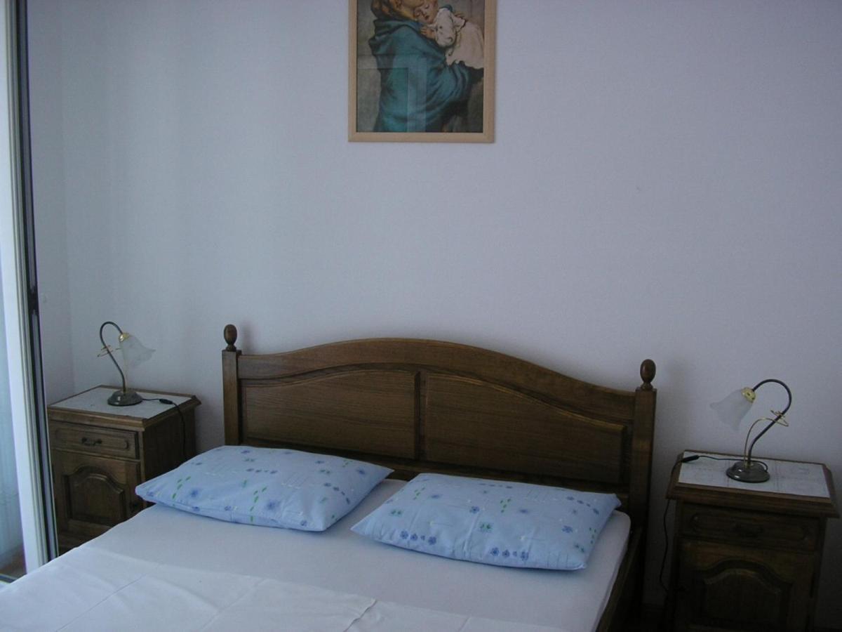 San Apartment Свети Юрай Екстериор снимка