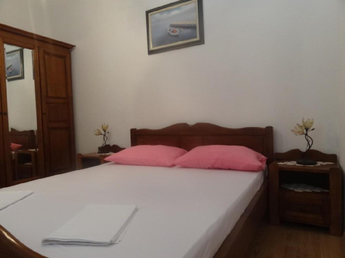 San Apartment Свети Юрай Екстериор снимка