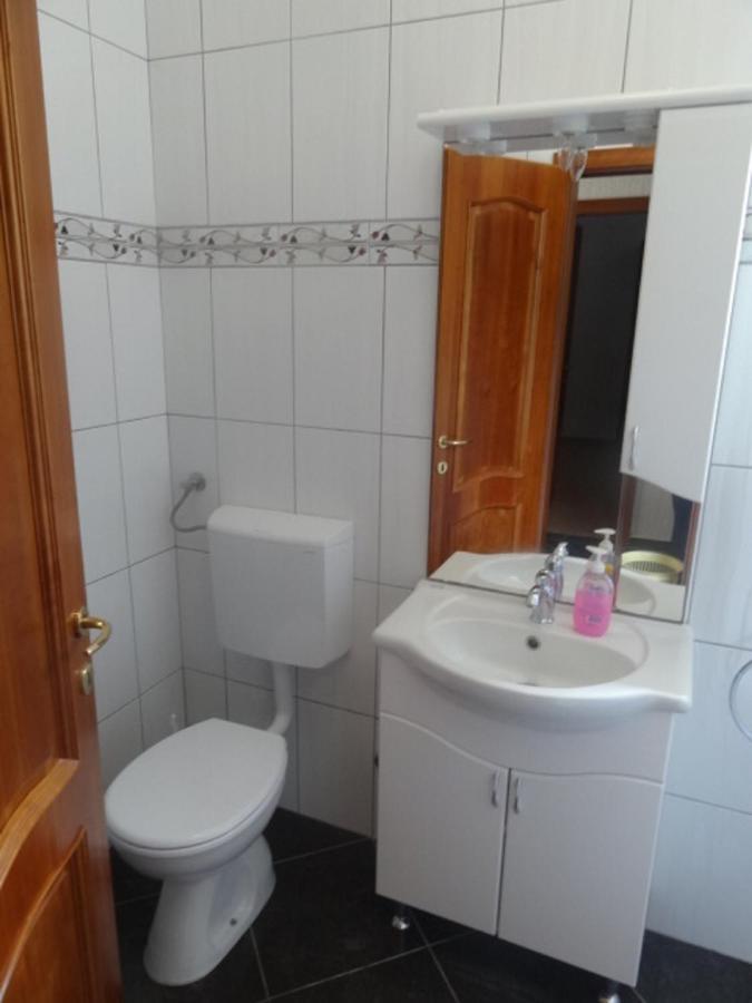 San Apartment Свети Юрай Екстериор снимка